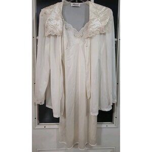 Peignoir Vintage Lace Nightgown Set 1950s- 60s Shoulder Pads bed jacket Ivory M